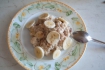Рецепт. Овсяная каша с бананом и сухофруктами