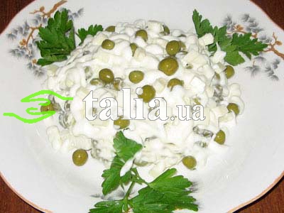 Рецепт. Острый салат с чесноком и зеленым горошком Рецепт. Острый салат с чесноком и зеленым горошком