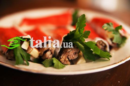 Рецепт. Закуска из крабовых палочек с сыром и шпротами Рецепт. Закуска из крабовых палочек с сыром и шпротами