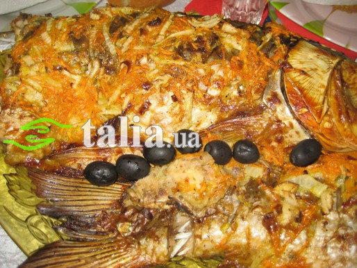 Рецепт. Толстолоб запечённый с морковью и луком Рецепт. Толстолоб запечённый с морковью и луком