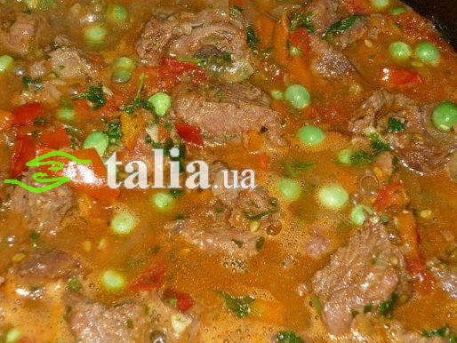 Рецепт. Гуляш из свинины с овощами