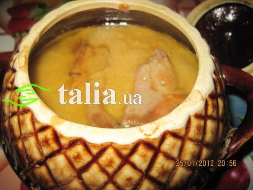 Рецепт. Мясо в горшочках со сливочным соусом Рецепт. Мясо в горшочках со сливочным соусом