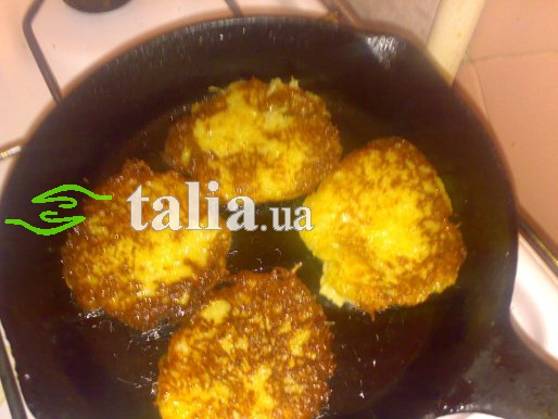 Рецепт. Оладьи с яблоками и творогом Рецепт. Оладьи с яблоками и творогом