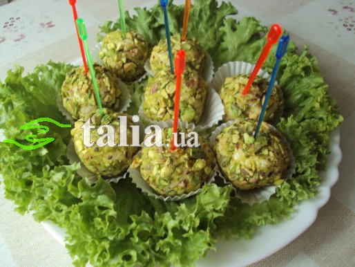 Рецепт. Холодные закуски. Сырные закуски в ореховой крошке Рецепт. Холодные закуски. Сырные закуски в ореховой крошке