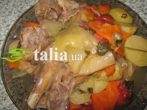 Рецепт. Кролик в вине с овощами Рецепт. Кролик в вине с овощами
