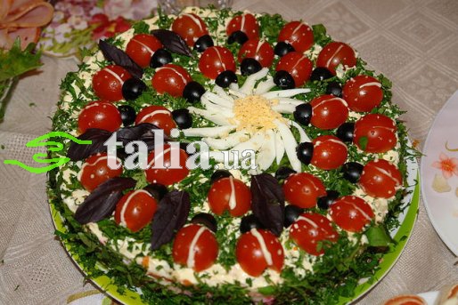Рецепт. Салат с черносливом и грецкими орехами Рецепт. Салат с черносливом и грецкими орехами