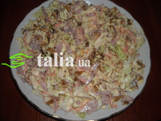 Рецепт. Салат ''Вкусняшка'' с яйцами и морковью