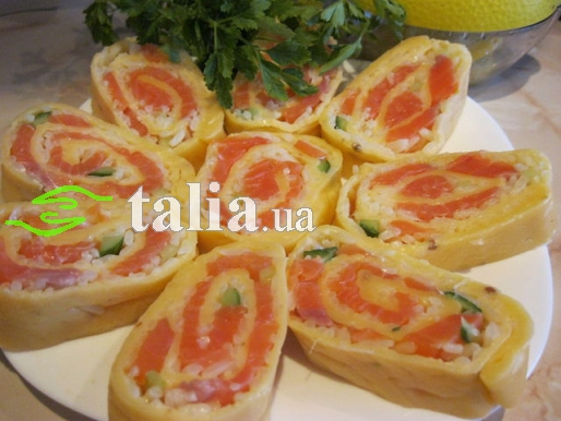 Рецепт. Сырный рулет с рисом и красной рыбой
