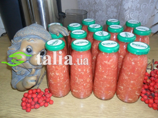 Рецепт. Аджика с хреном на зиму (сырая)