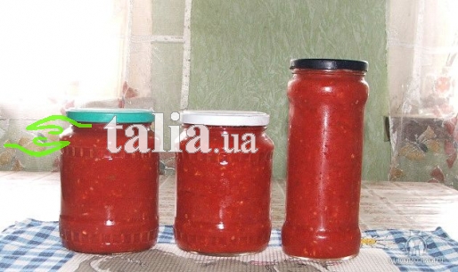 Рецепт. Аджика сырая острая (без помидоров)