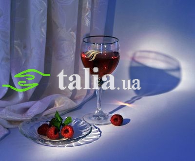 Рецепт. Малиновое вино домашнее (десертное) Рецепт. Малиновое вино домашнее (десертное)