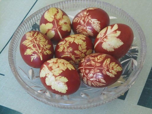 Рецепт. Покраска пасхальных яиц луковой шелухой