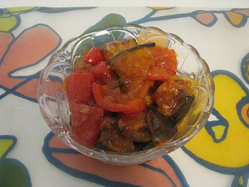Рецепт. Салат из баклажанов