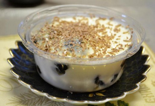Рецепт. Чернослив с орехами в сметане
