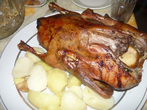 Рецепт. Гусь с яблоками