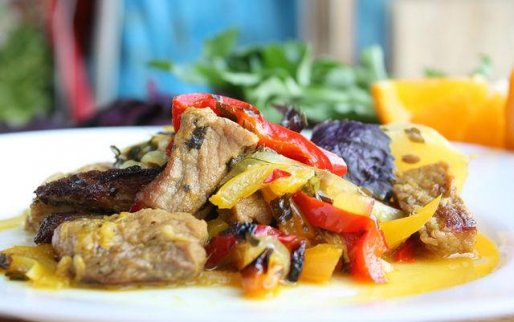 Рецепт. Мясо с овощами тушеное острое
