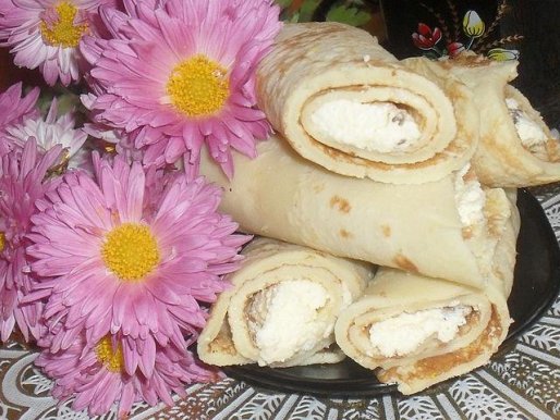 Рецепт. Блины с творогом и изюмом