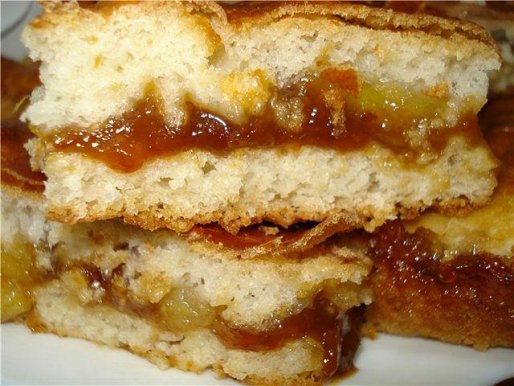 Рецепт. Сливовый пирог с яблоком и корицей