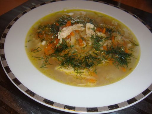 Рецепт. Куриный суп с яблоками и рисом