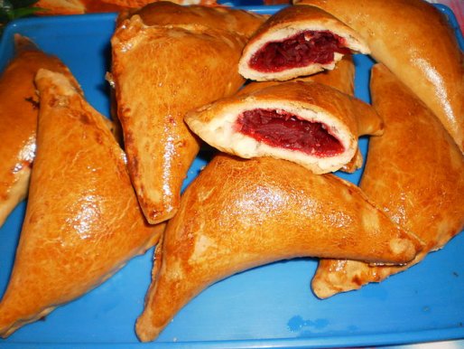 Рецепт. Рогалики с вишней