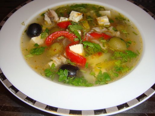 Рецепт. Уха из щуки по-гречески с сыром
