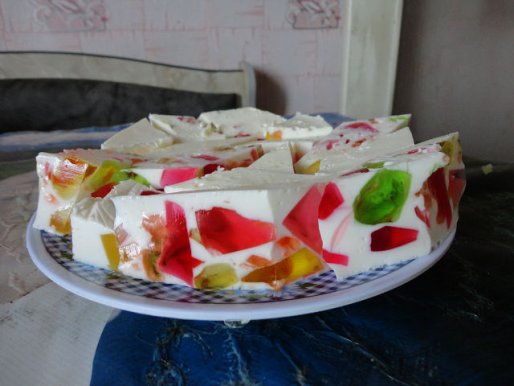 Рецепт. Молочное желе "Цветная мозаика"