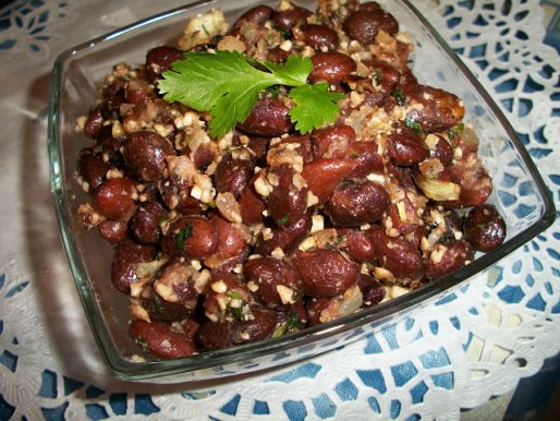 Рецепт. Фасоль с орехами