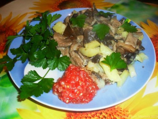 Рецепт. Картофель с грибами и зеленью