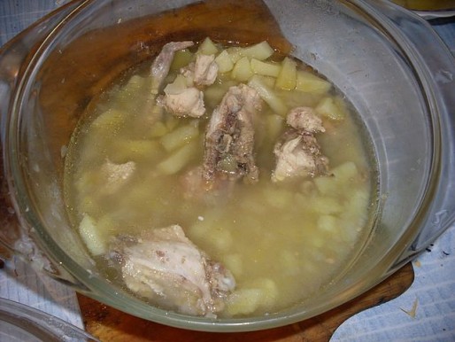 Рецепт. Суп в микроволновке с курицей