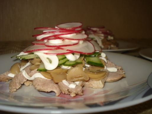 Рецепт. Салат из редиски и мяса "Мечта"