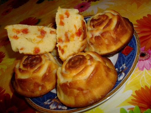 Рецепт. Творожные маффины с курагой