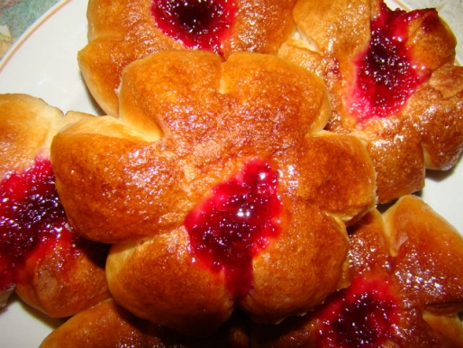 Рецепт. Домашняя выпечка. Булочки с джемом