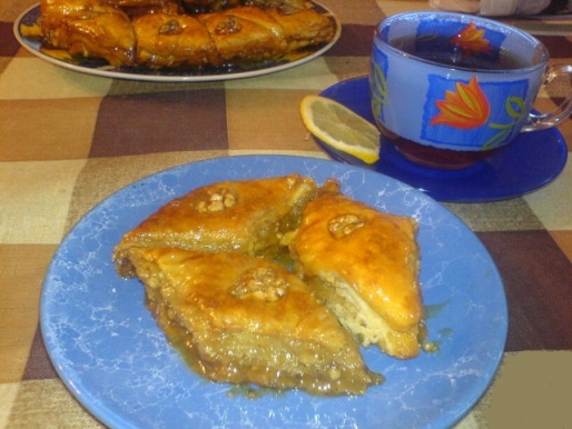 Рецепт. Пахлава медовая (баклава) с орехами