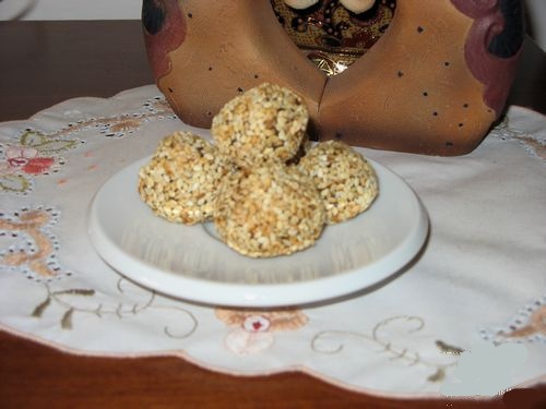 Рецепт. Козинаки из кунжута и меда
