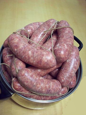 Рецепт. Домашние сосиски (сардельки) в натуральной оболочке